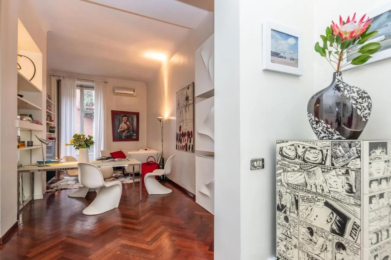 Very Central In Cadorna Station Area! Excellent If You Arrive From Malpensa Airport Milán 0*,  Itálie