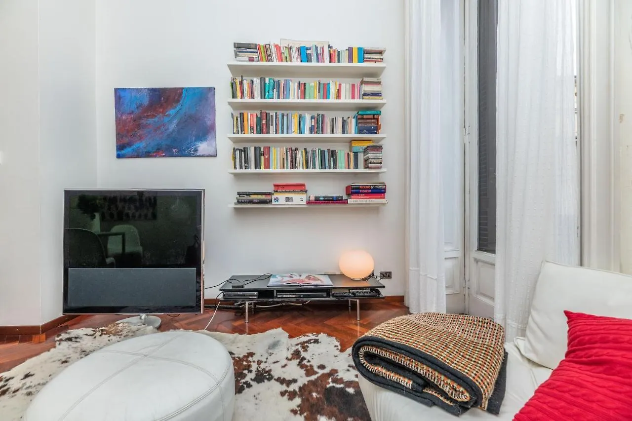 Very Central In Cadorna Station Area! Excellent If You Arrive From Malpensa Airport Milán