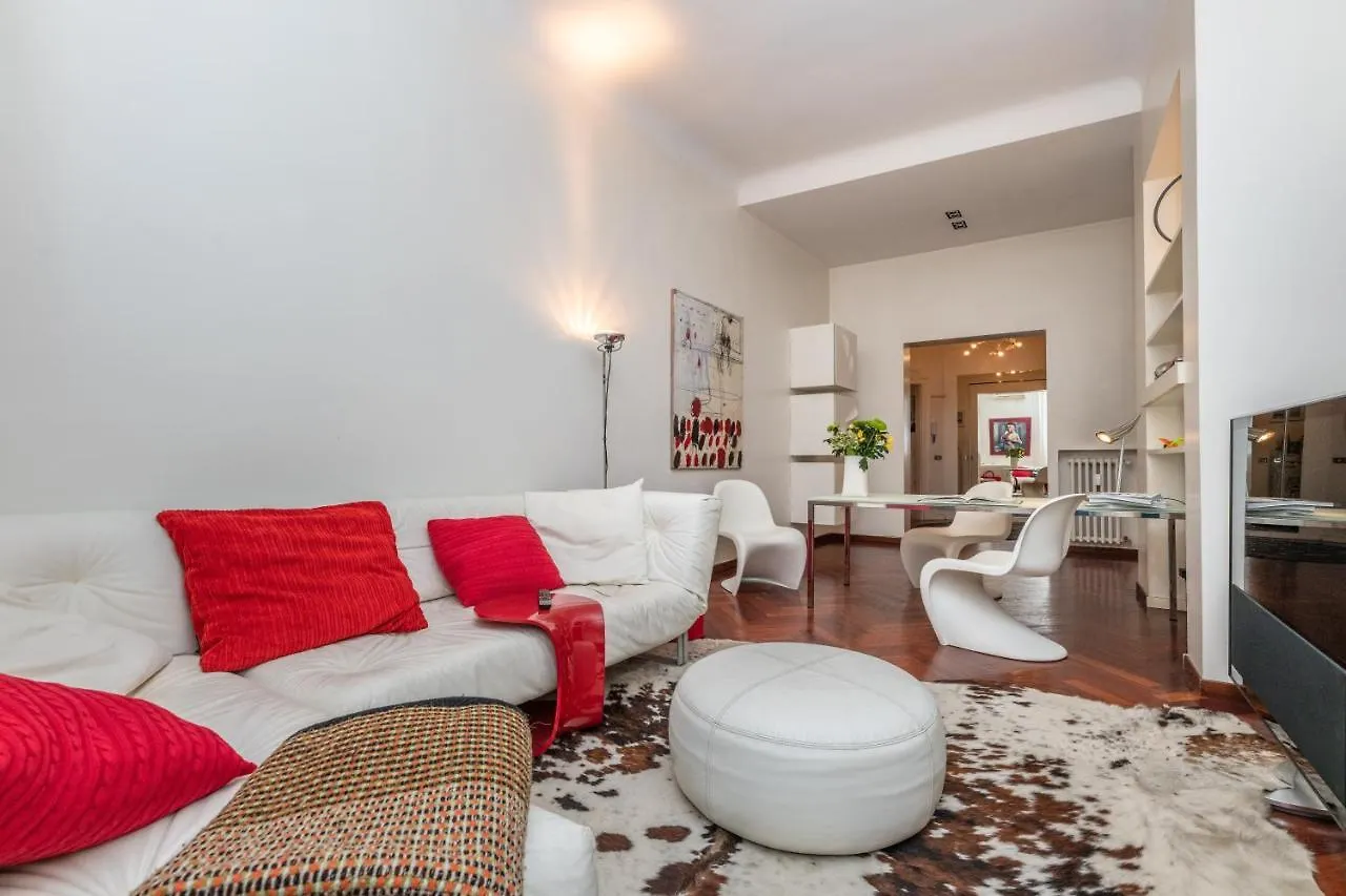 Very Central In Cadorna Station Area! Excellent If You Arrive From Malpensa Airport Milán